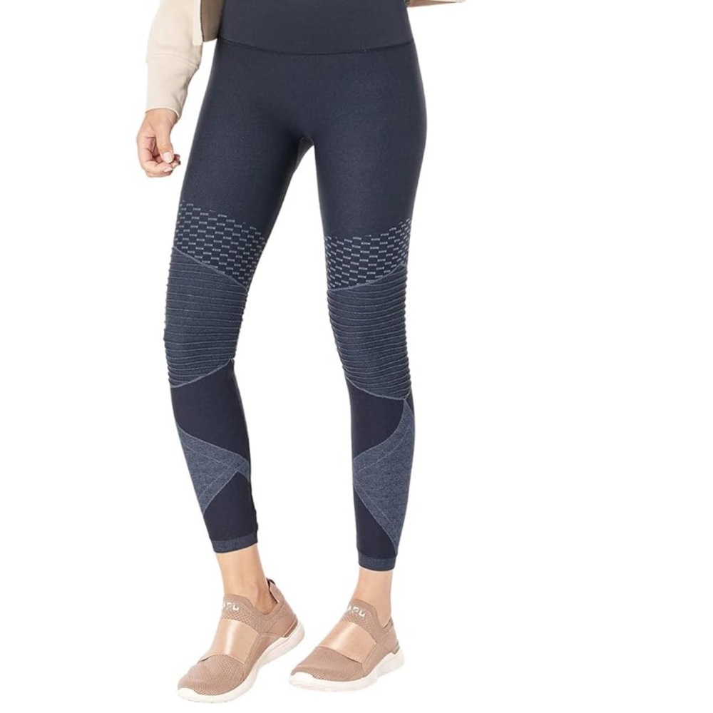 NWT Spanx Seamless Moto Leggings